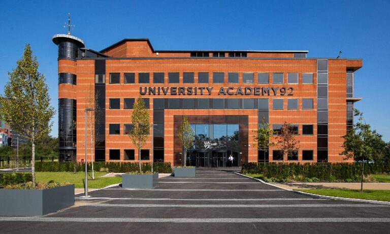 Why you should study at UA92 a Machester United affiliated school in the United Kingdom
